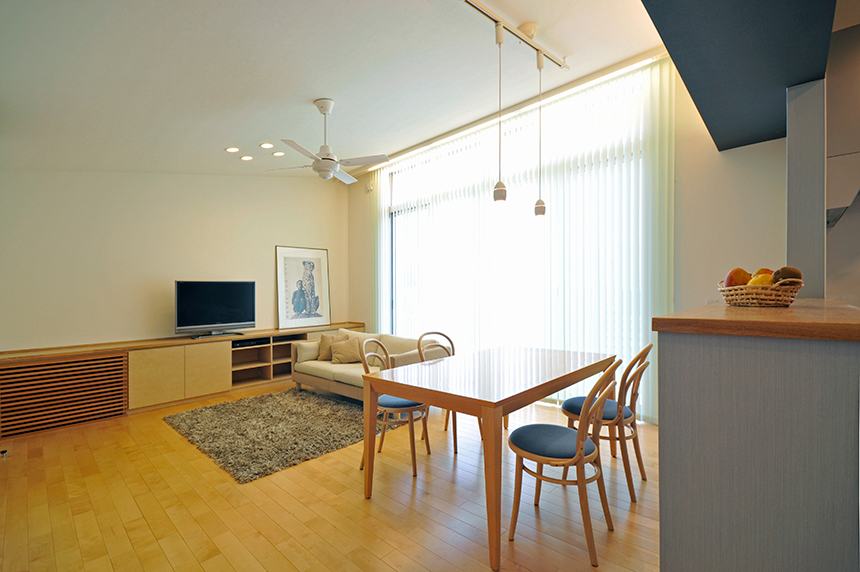 おばあちゃんと住む家・2階リビングダイニングの画像